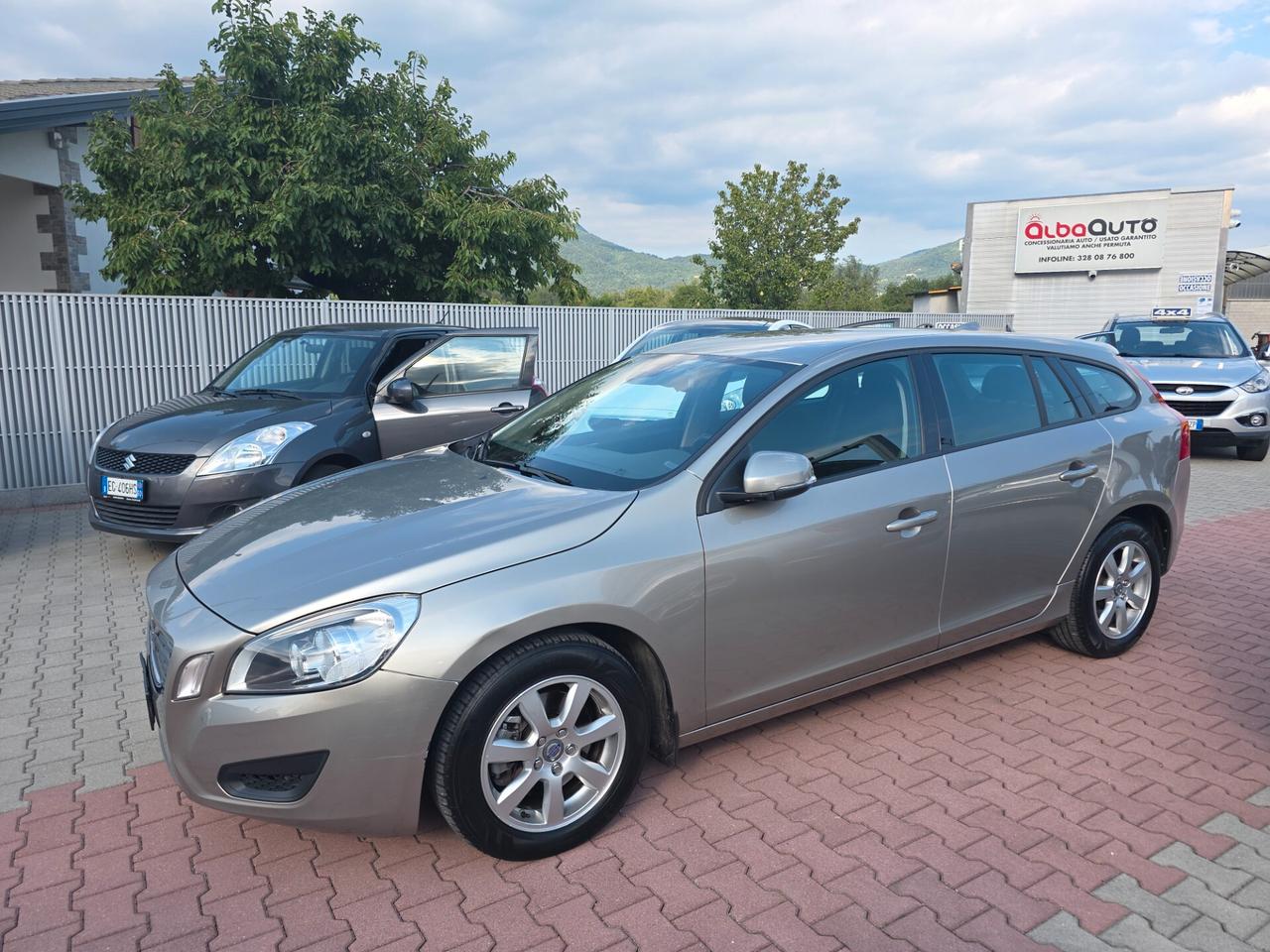 Volvo V60 D2 1.6 115cv Drive perfetta e garantita 12M