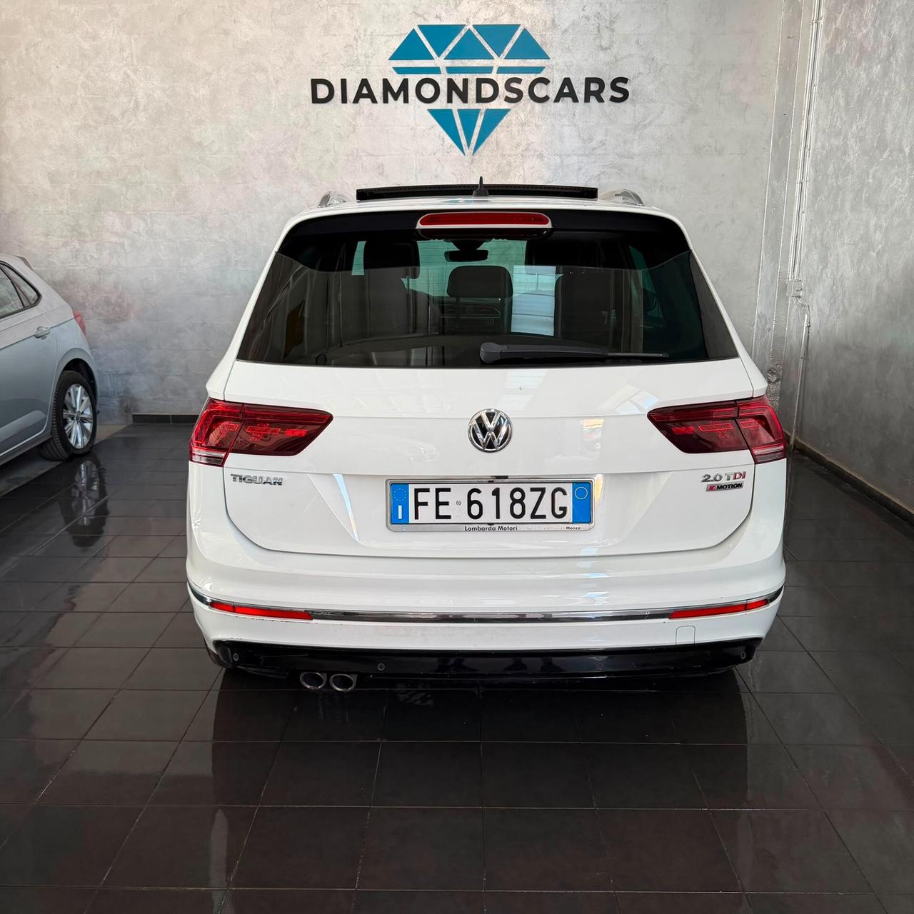 Volkswagen TIGUAN 2.0 TDI 4 MOTION DSG R-LINE