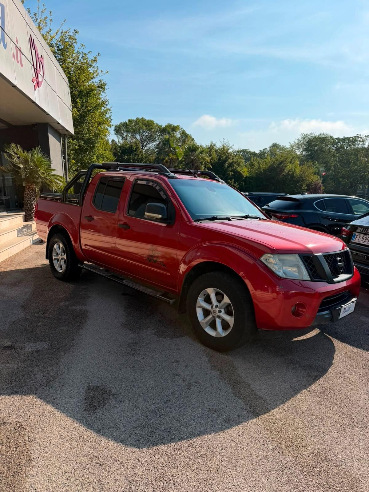 Nissan Navara 2.5 dCi 190CV 4 porte Double Cab LE