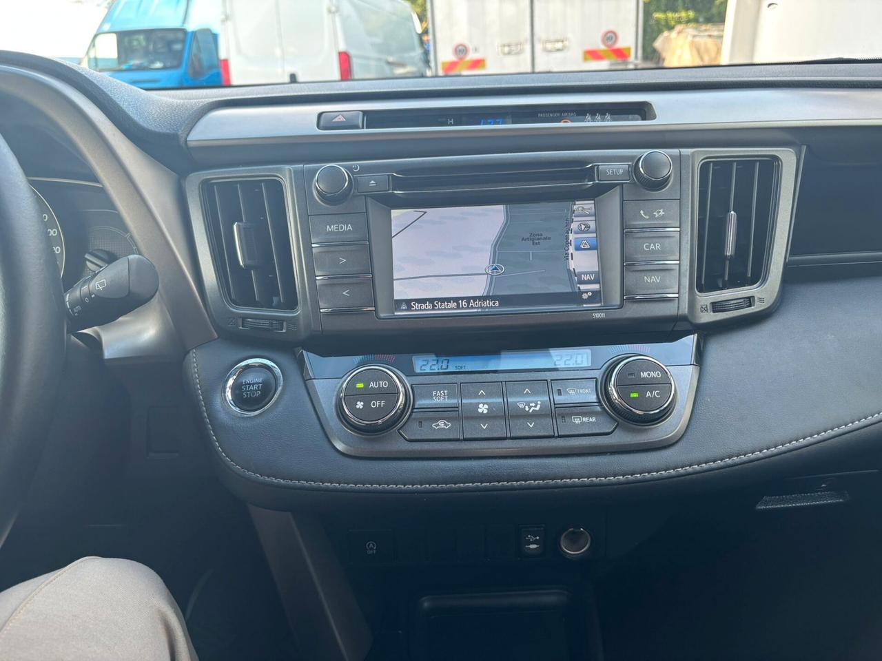 Toyota RAV 4 RAV4 2.0 D-4D 20th Anniversary- 10/2014