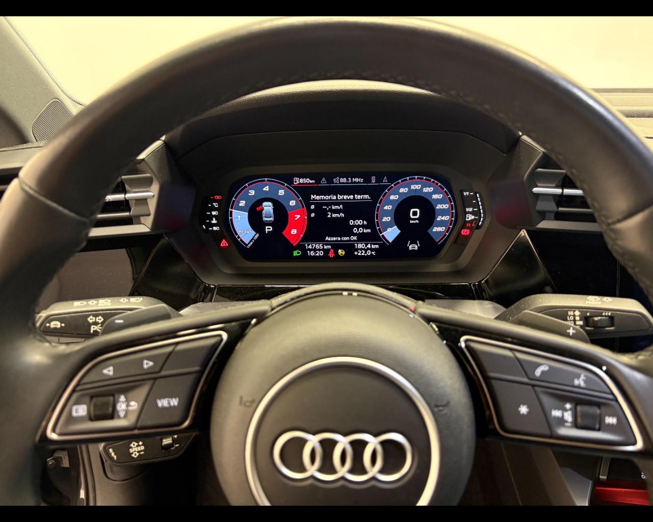 AUDI A3 SEDAN 35 TFSI MHEV S-TRONIC BUSINESS ADVANCED