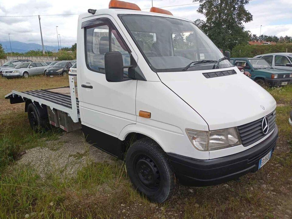 Mercedes-benz Sprinter CARROATTREZZI SPRINTER PAT B CON TELECOMANDI