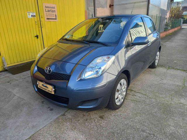 TOYOTA Yaris 1.3 5 porte Sol NEOPATENTATI