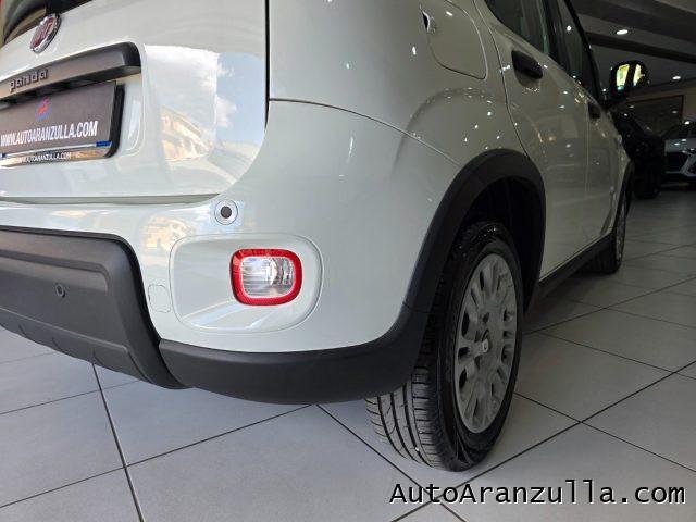 FIAT Panda 1.0 70CV FireFly S&S Hybrid Virtual Cokpit