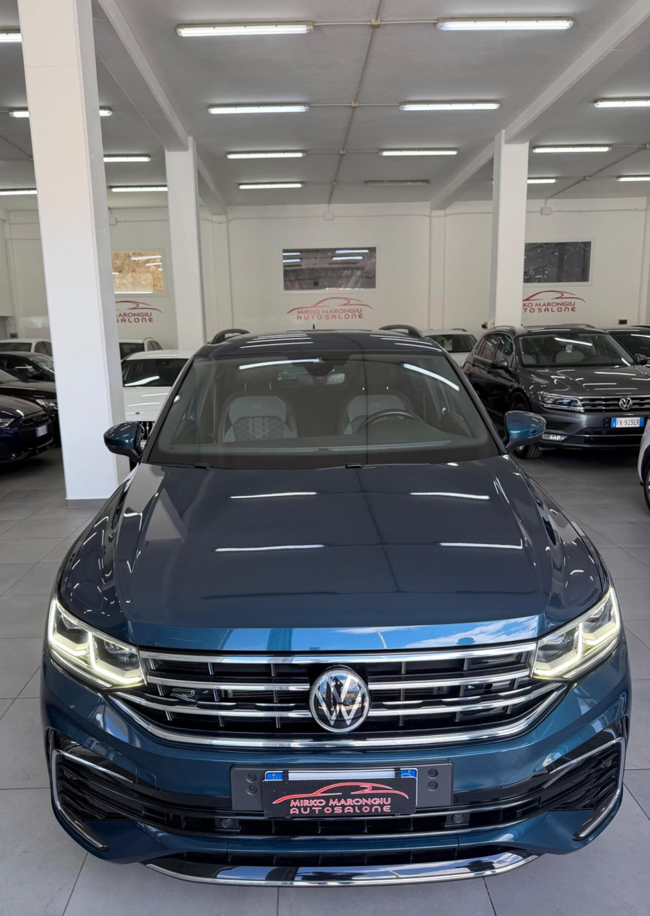 VW Tiguan 2.0 TDI 150 CV SCR DSG R-Line FINANZIABILE