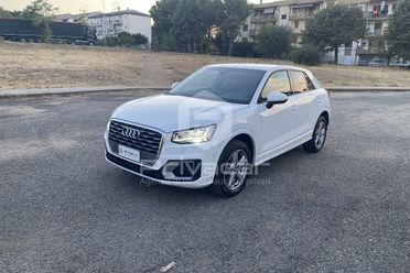 AUDI Q2 35 TFSI S tronic Business Design