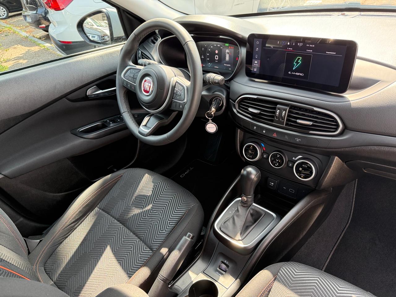 Fiat Tipo 1.5 Hybrid DCT 5 porte Cross Garmin