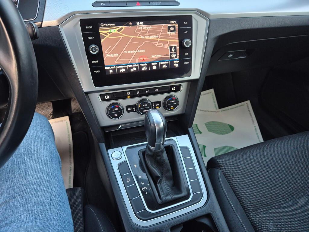 Volkswagen Passat Variant 2.0 TDI DSG 150cv BlueMotion
