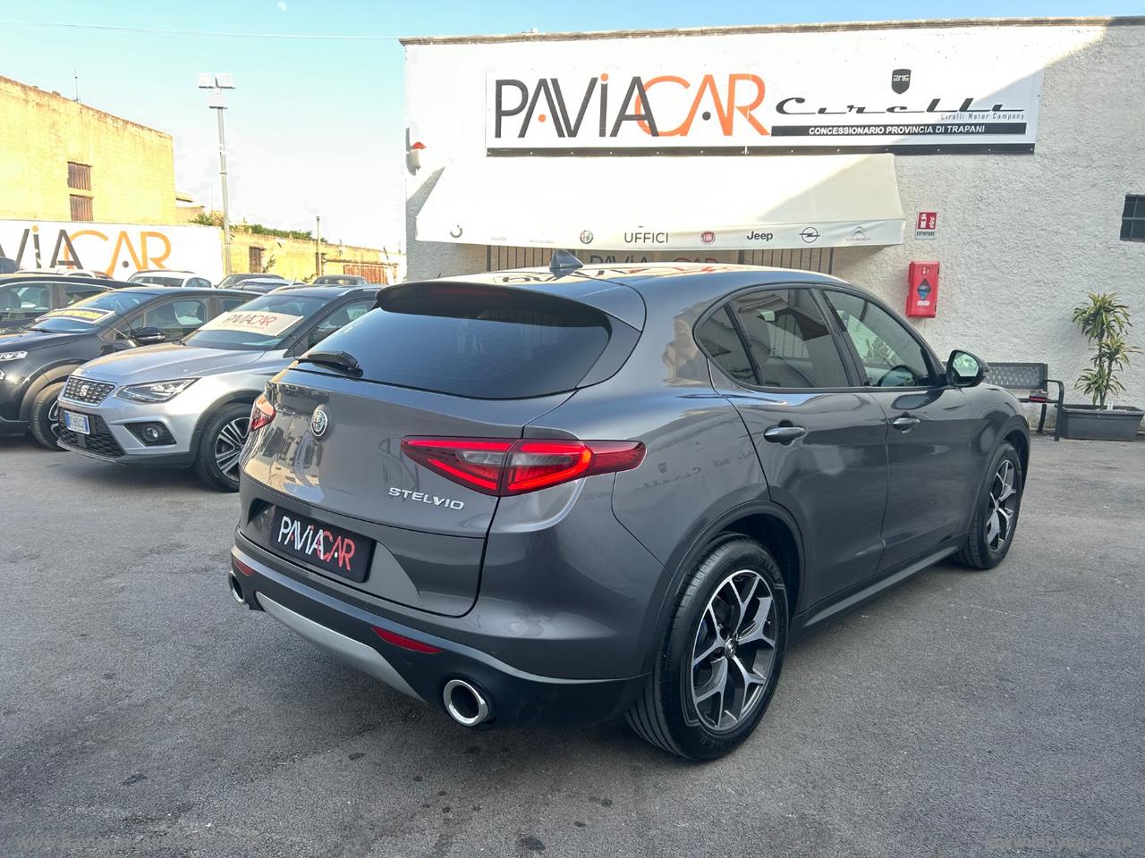 ALFA ROMEO Stelvio 2.2 T.diesel 180CV AT8 RWD Exec.