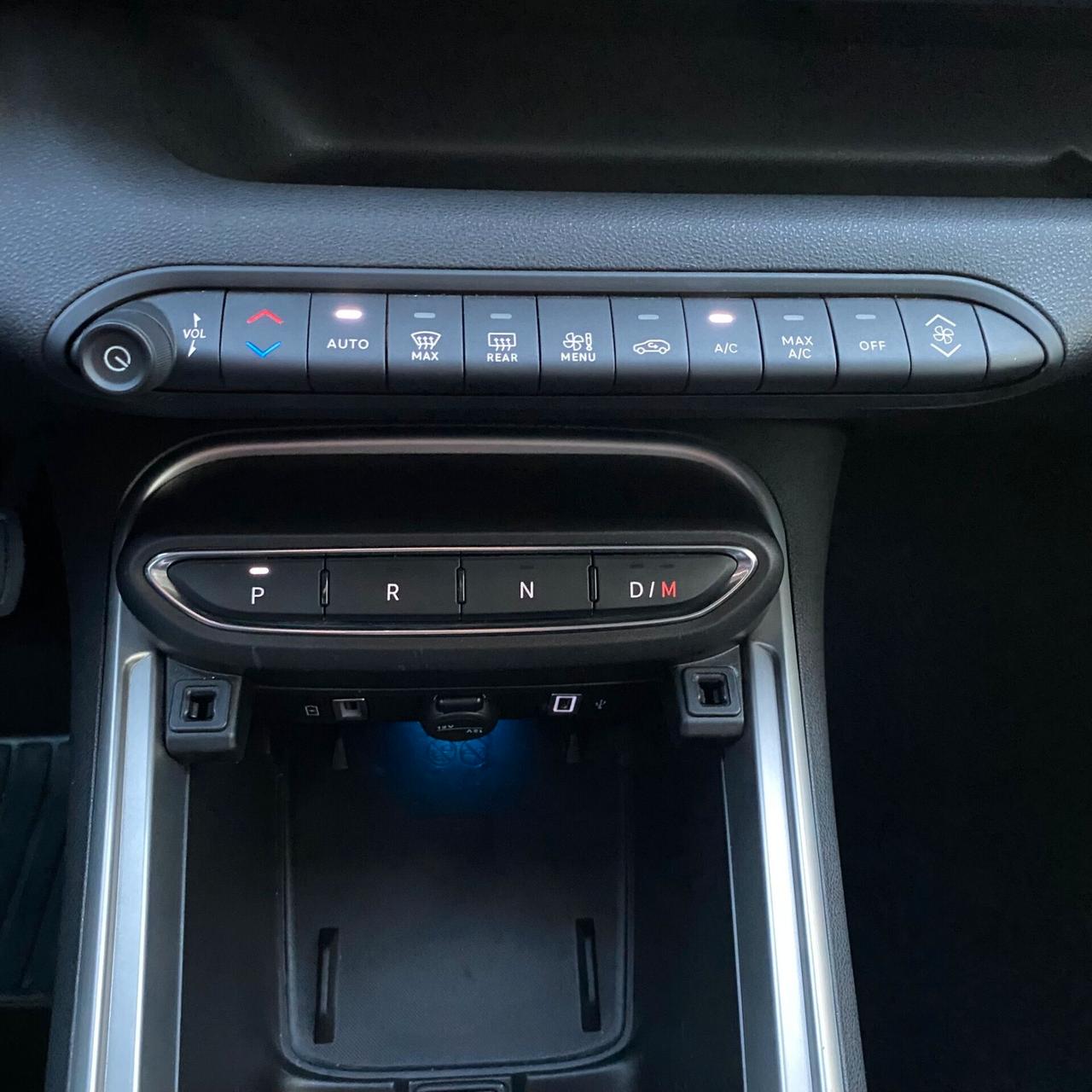 Jeep Avenger 1.2 Turbo 100 CV MHEV Summit