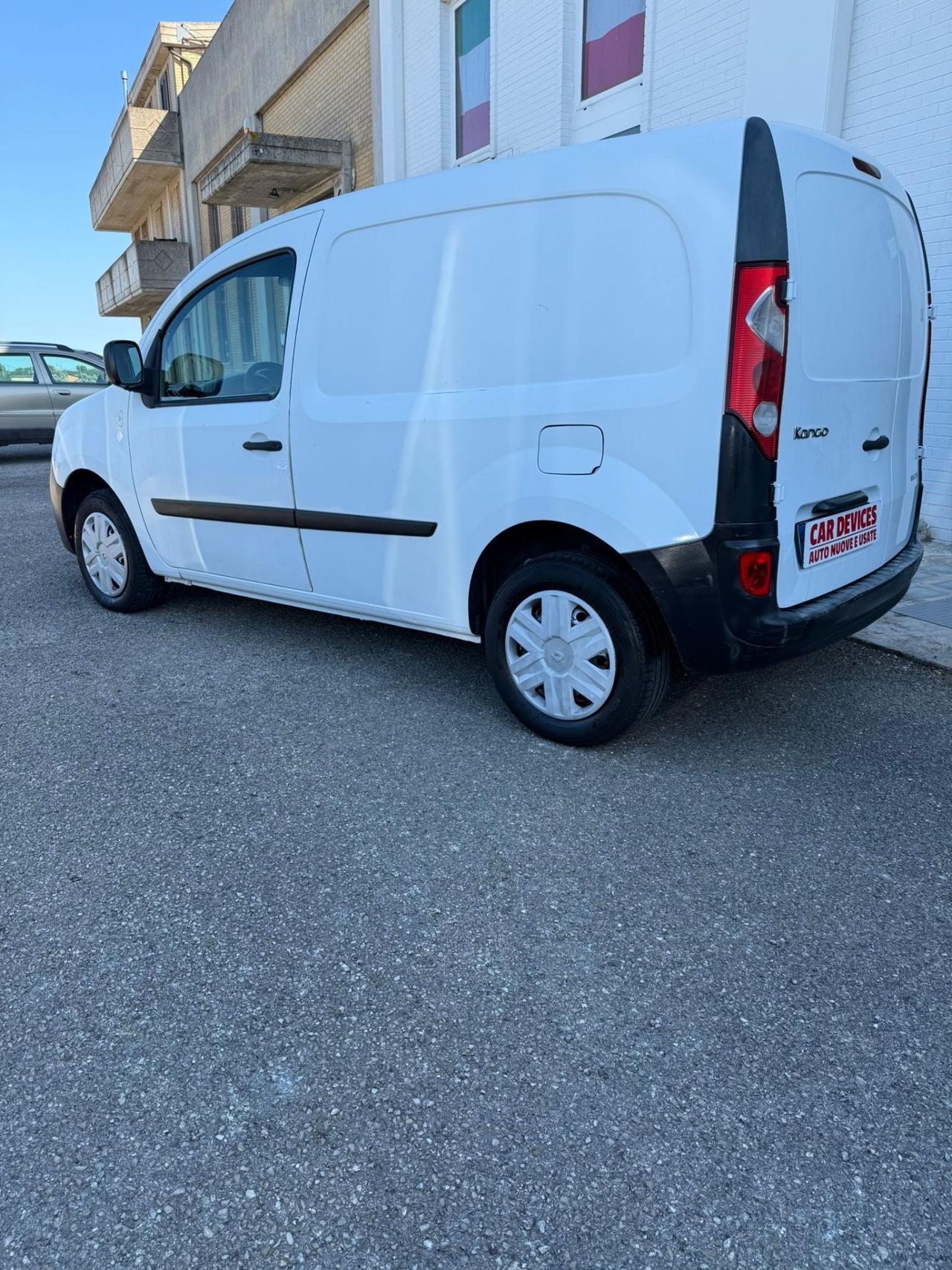 Renault Kangoo - AUTOCARRO