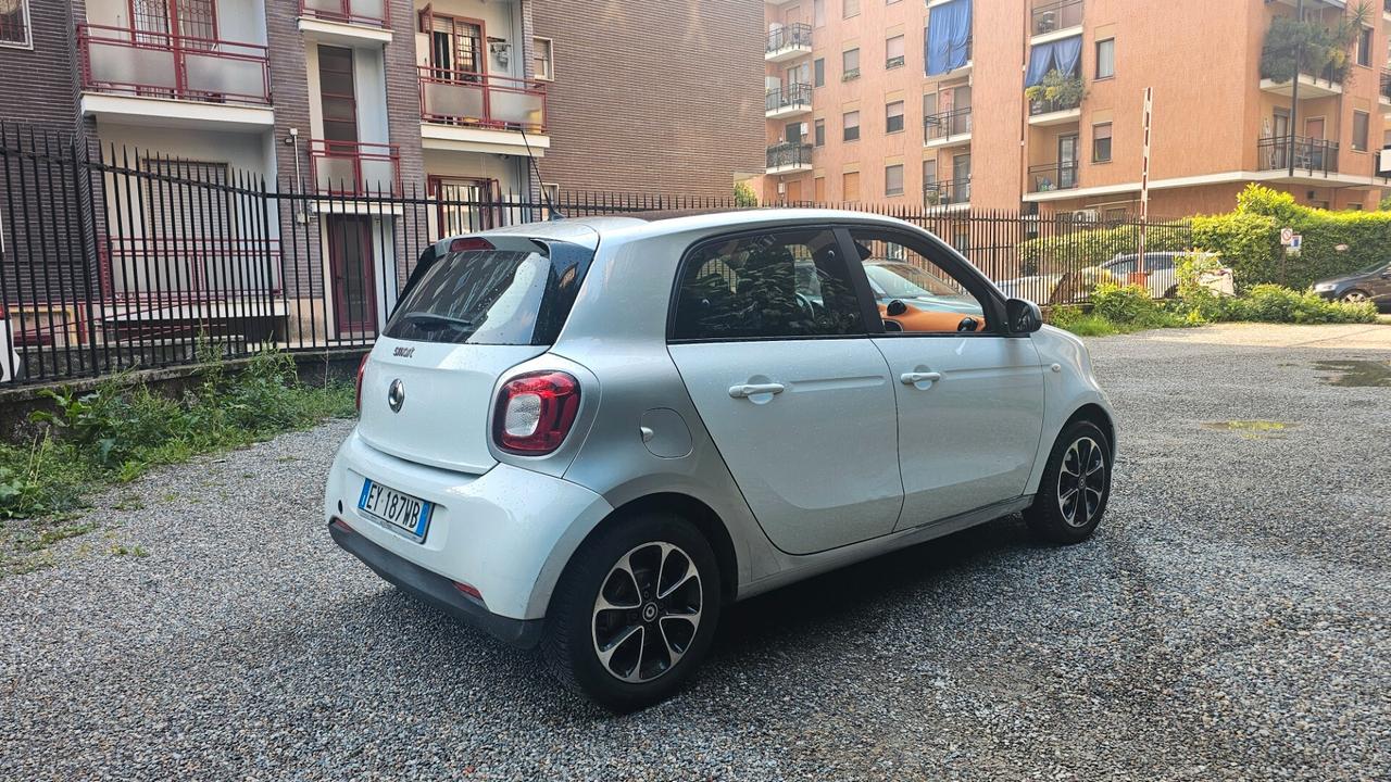 Smart ForFour 70 1.0 Youngster
