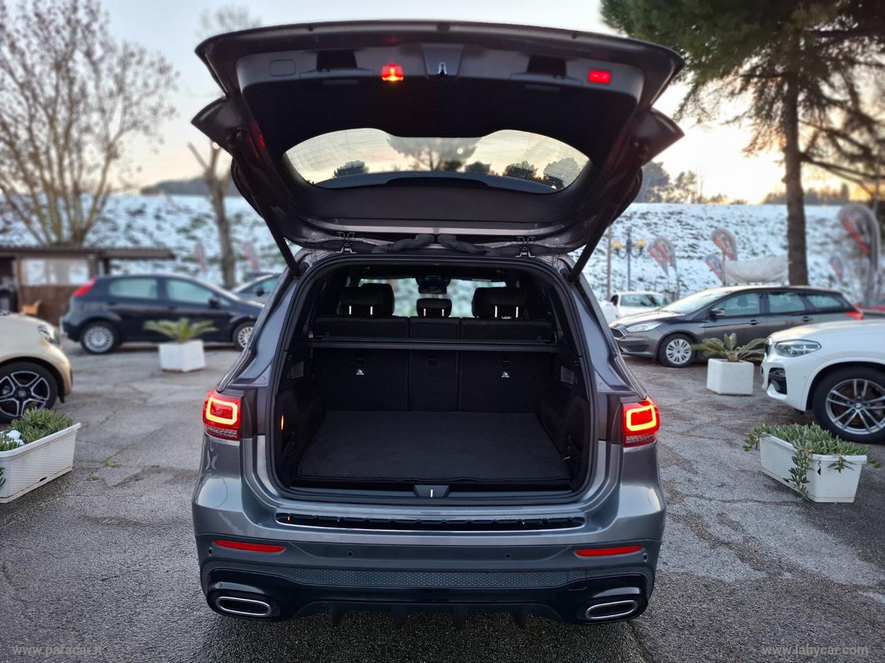 MERCEDES-BENZ GLB 200 d Automatic Premium