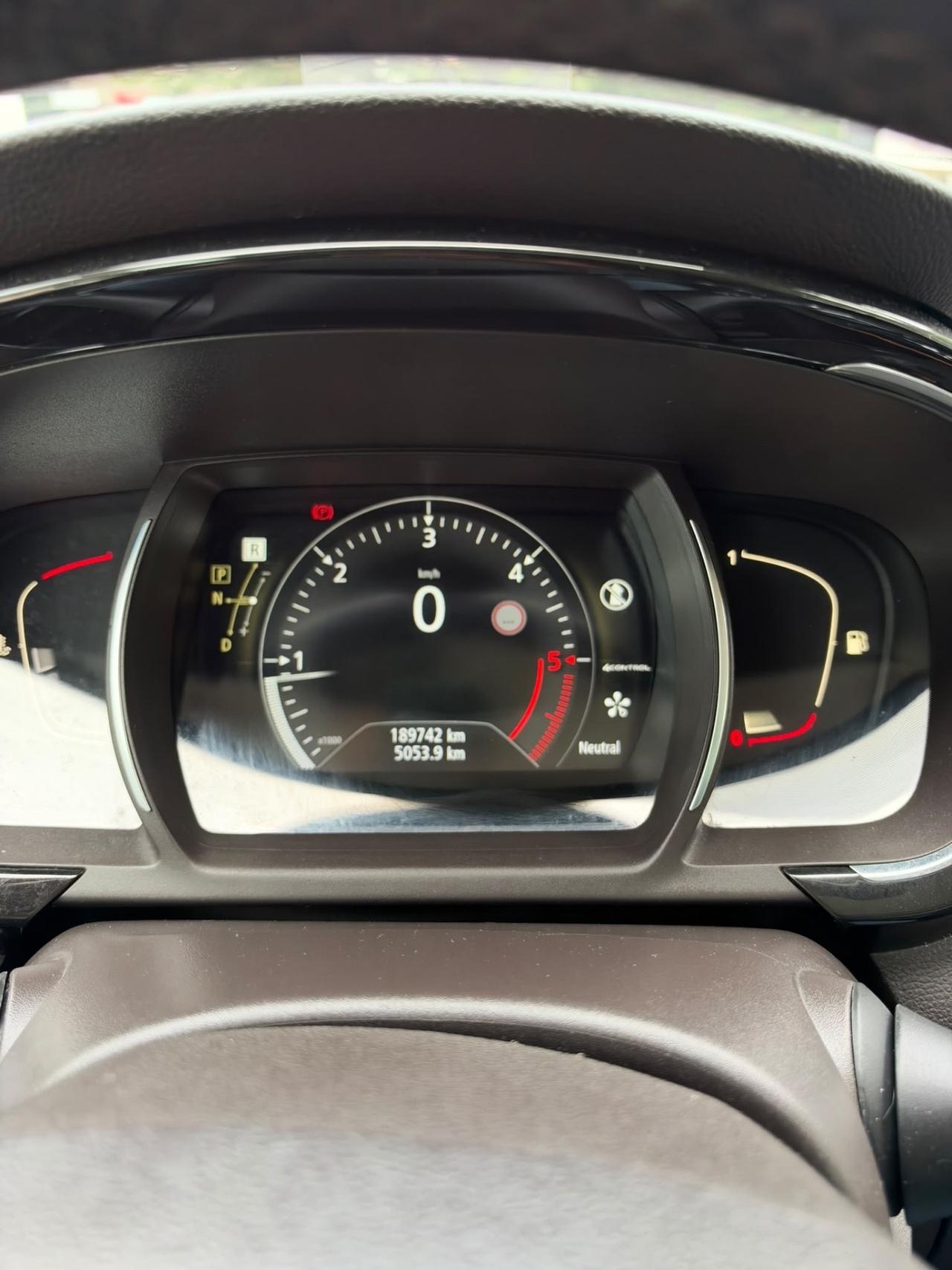 Renault Espace dCi 160CV EDC Energy Initiale Paris 4Control