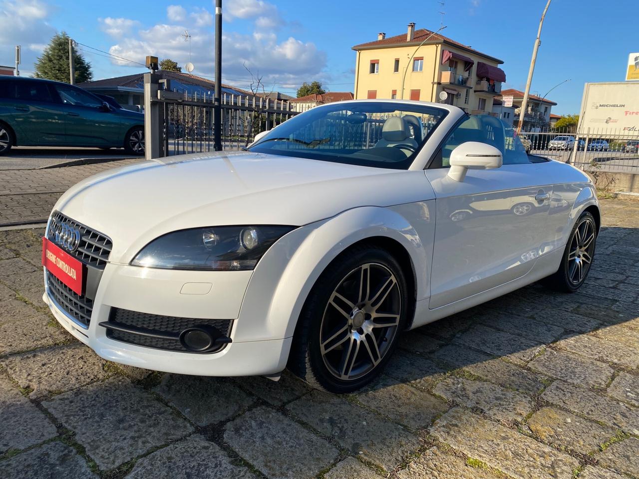 Audi TT Roadster 2.0 TFSI