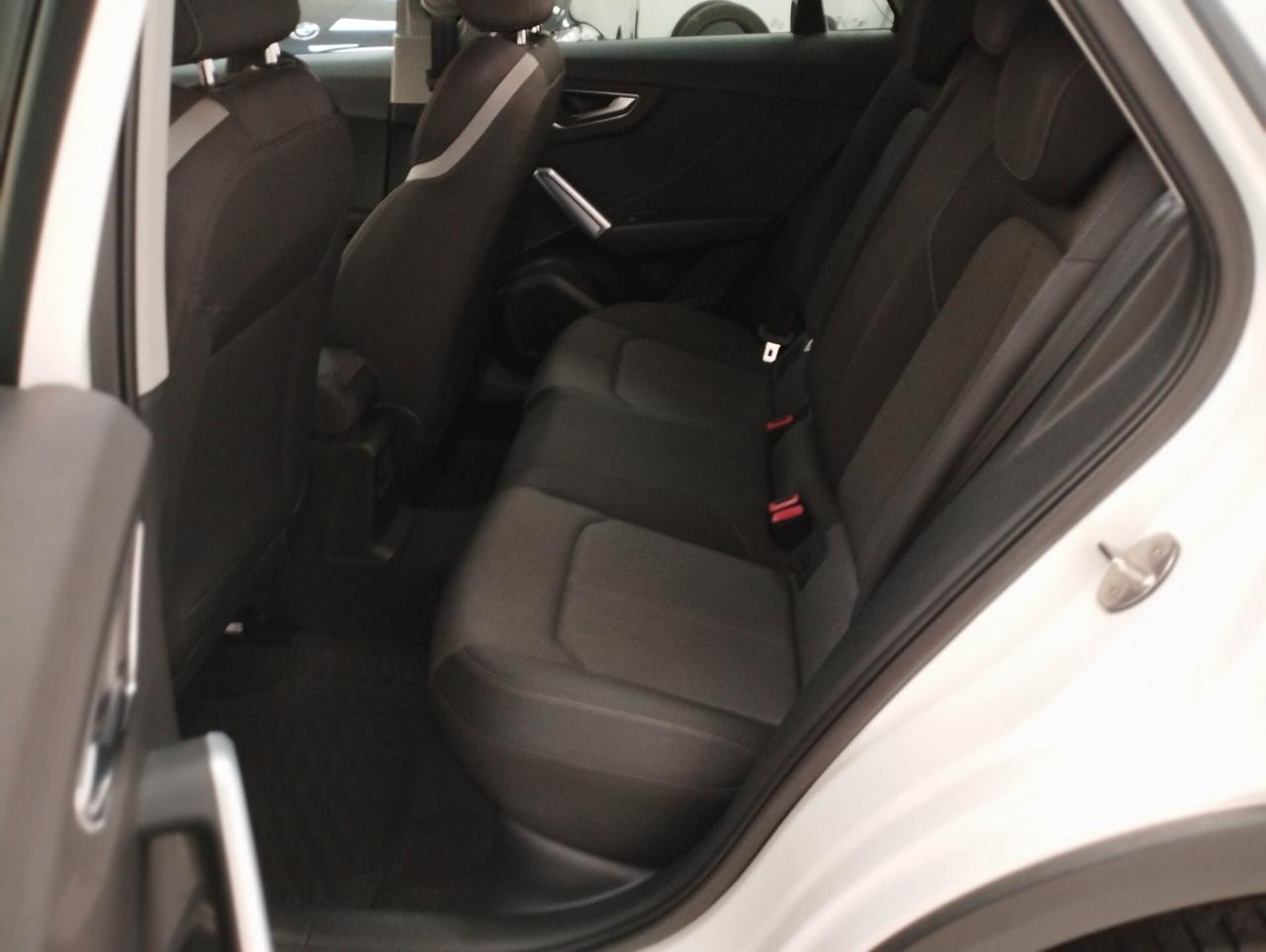 Audi Q2 30 TDI Admired stronic