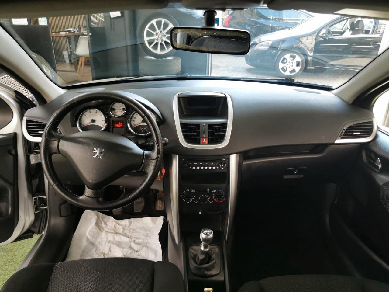 Peugeot 207 1.4 VTi 95CV SPORT GARANZIA 12 MESI