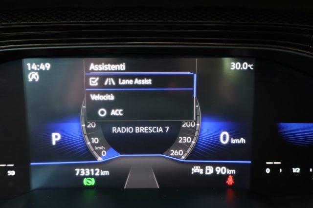 VOLKSWAGEN Taigo 1.0 TSI 110 CV DSG Automatica per NEOPATENTATI