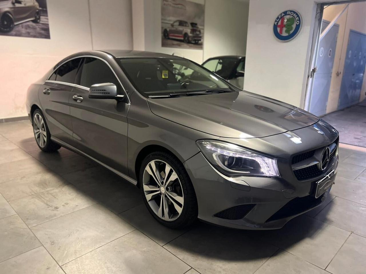 MERCEDES CLA 180 AUTOMATIC SPORT 2016