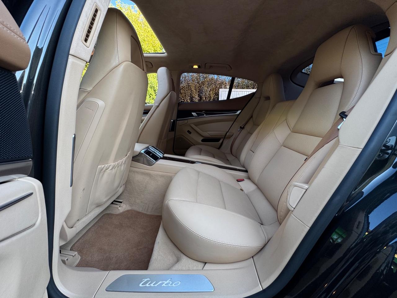 Porsche Panamera 4.8 Turbo – 2010 – 500 CV – Nero