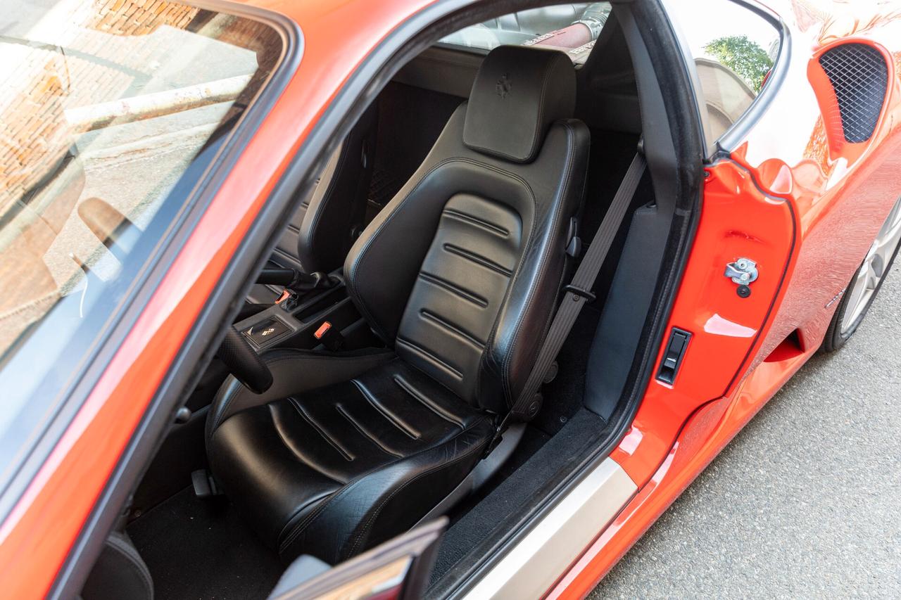 Ferrari F430 Coupe F1* Rosso Scuderia* Prima Vernice* VIP Passp