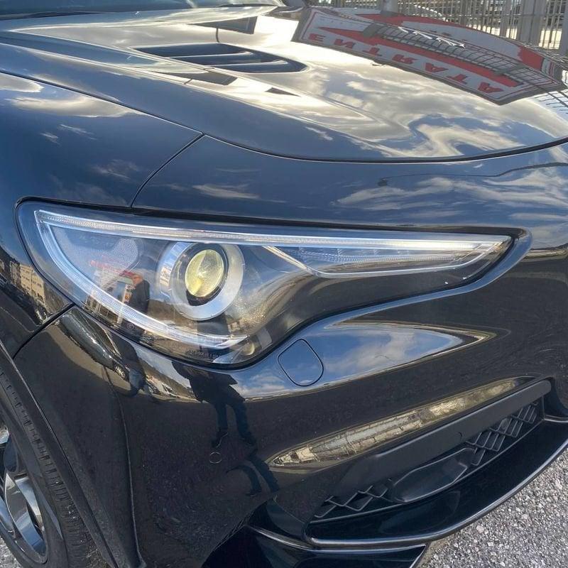 Alfa Romeo Stelvio 2.9 Bi-Turbo V6 510 CV AT8 Quadrifoglio