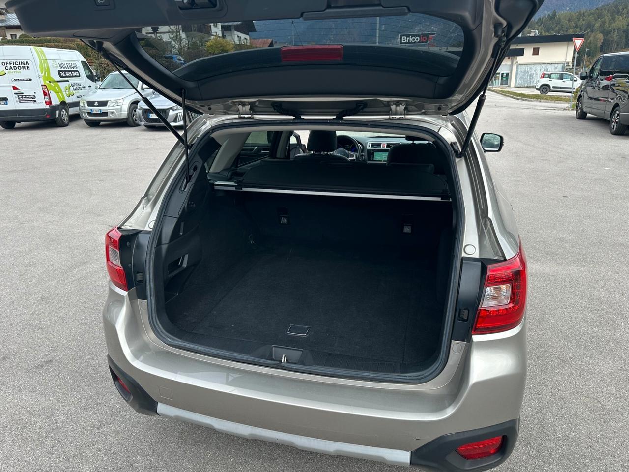Subaru OUTBACK 2.0d Lineartronic Unlimited