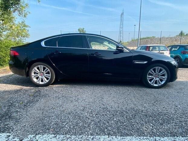 Jaguar XF 2.0 D 180 CV aut. Prestige