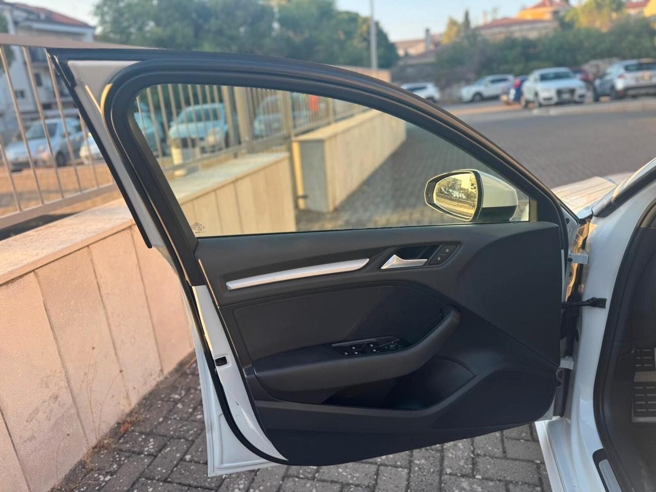 Audi A3 SPB 2.0 TDI 150 CV S TRONIC S LINE,FULL