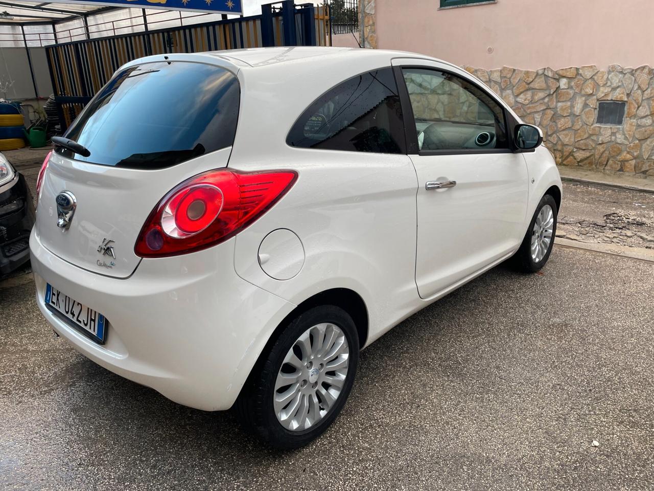 Ford Ka Ka+ 1.2 8V 69CV Titanium Business