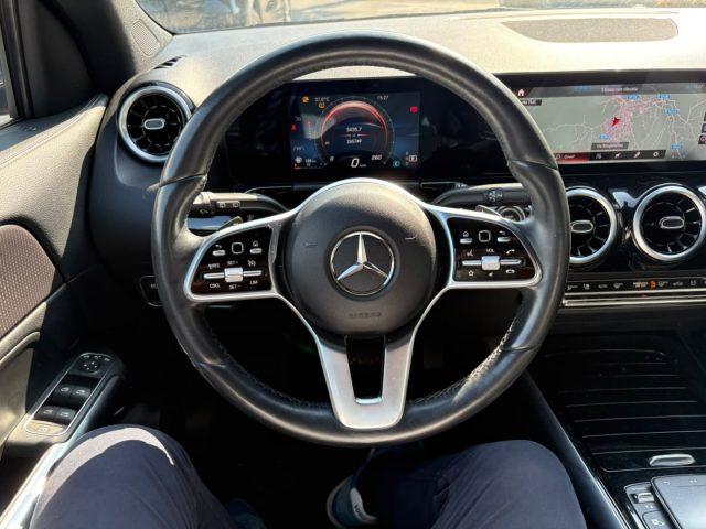 MERCEDES-BENZ GLA 200 d Sport Automatic
