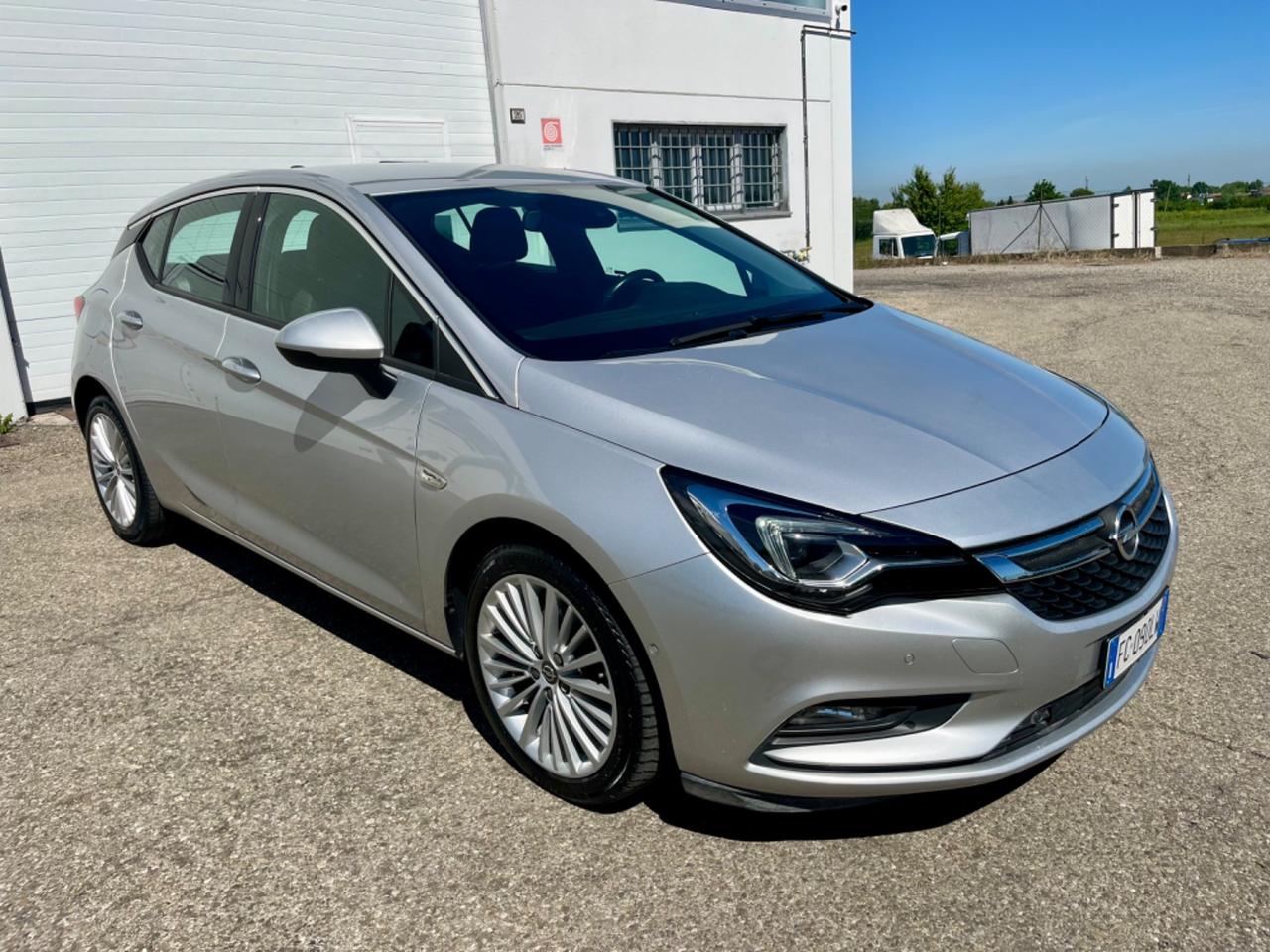 Opel Astra 1.6d 2016 88.000km catena appena sostituita