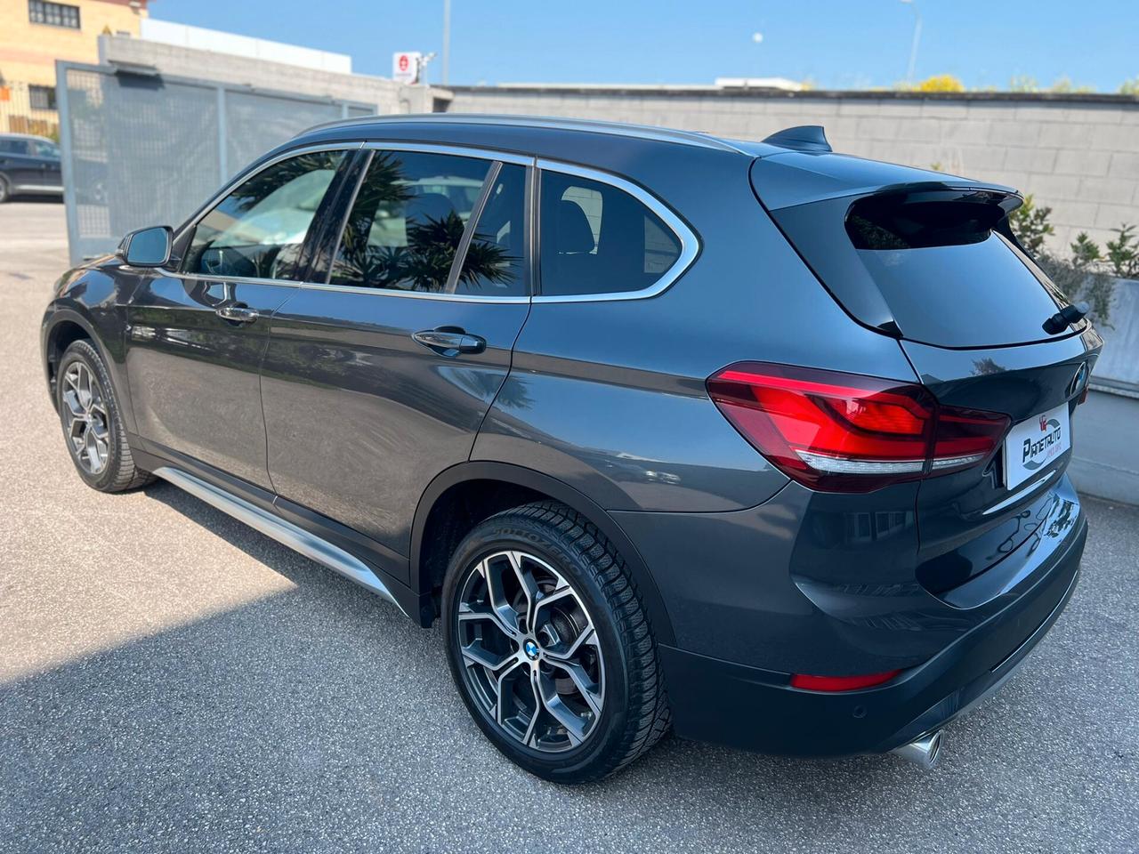 Bmw X1 sdrive18d xLine auto LED/NAVI/PELLE/18; PERFETTA