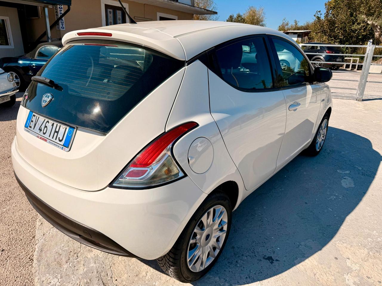 Lancia Ypsilon 1.2 69 CV 5 porte GPL Ecochic Gold