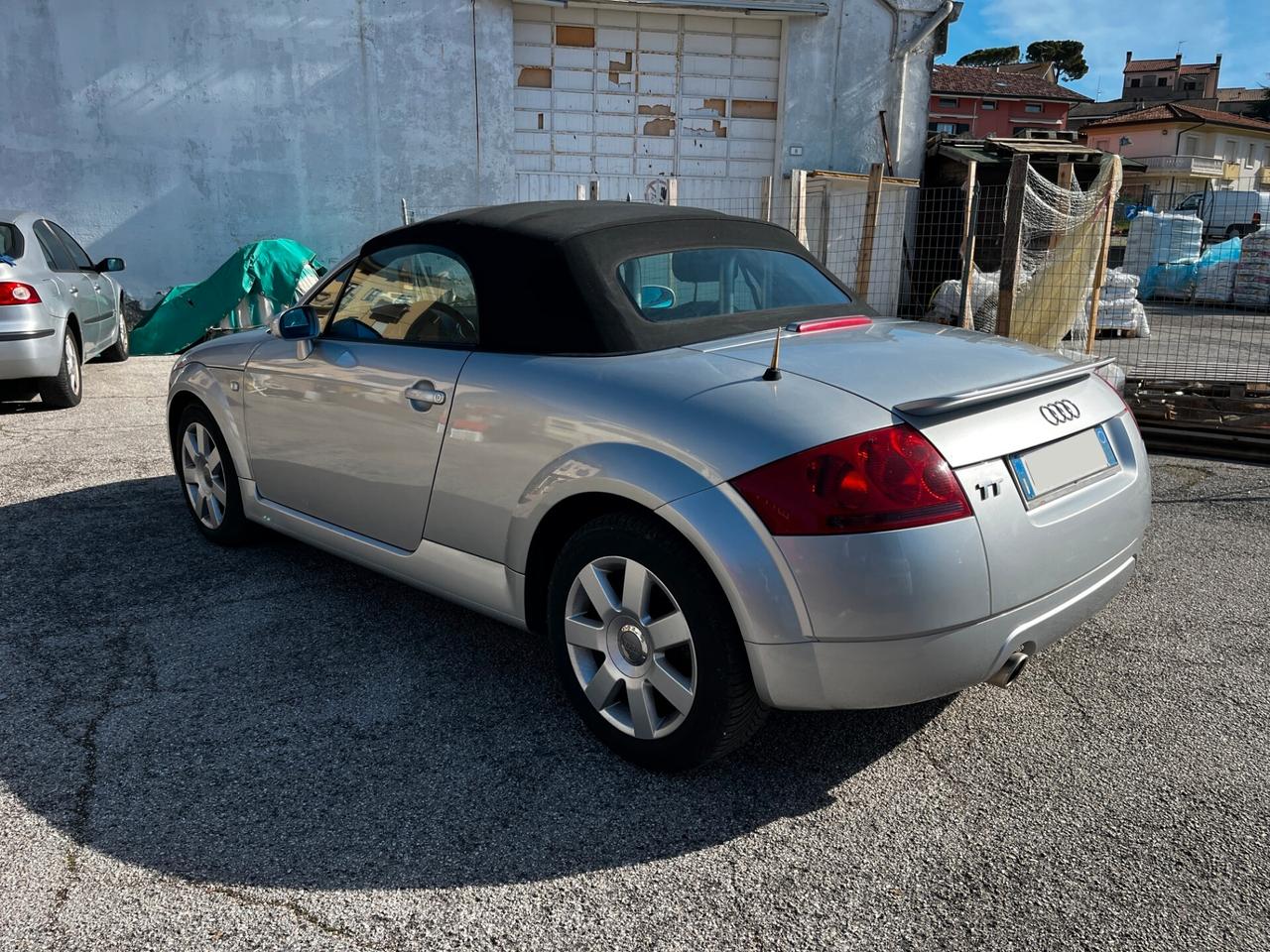 Audi TT Roadster 1.8 T 20V 179 CV cat
