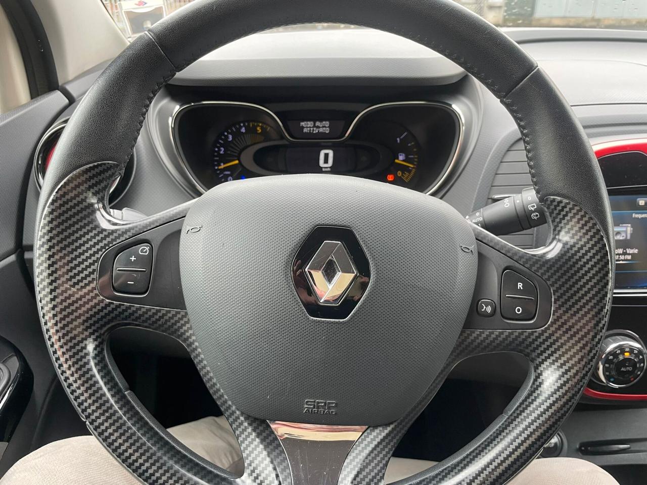 Renault Captur 1.5 dCi 8V 90 CV Project Runway ok neopatentati