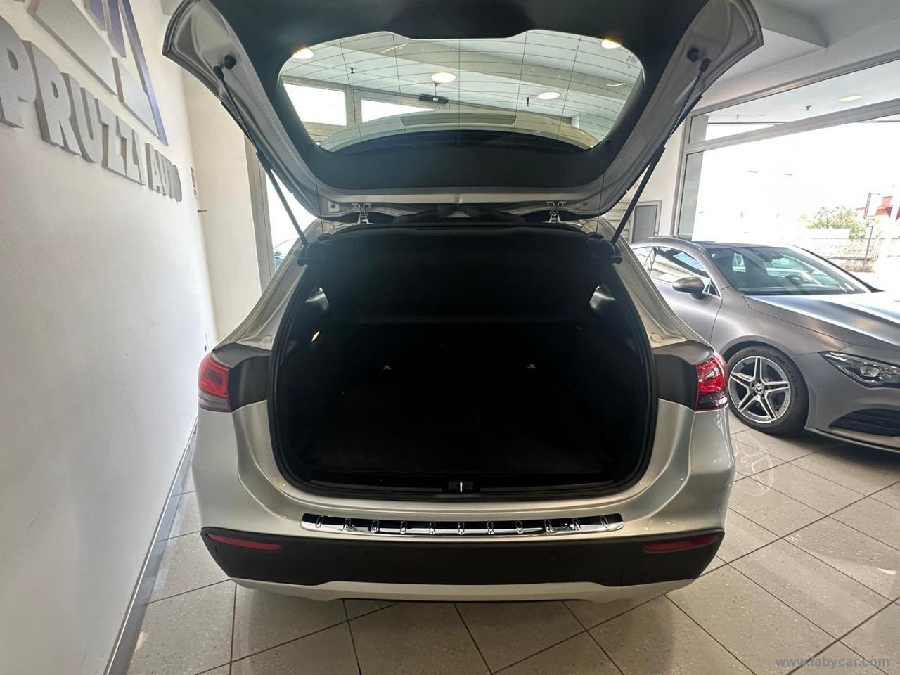 MERCEDES-BENZ GLA 200 d Automatic Business Extra