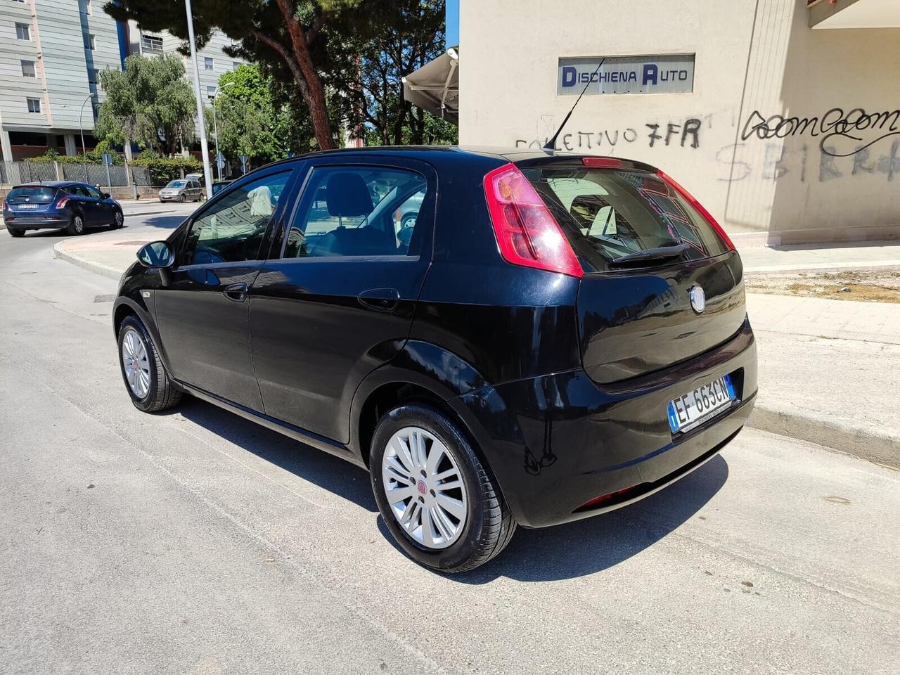 Fiat Grande Punto 1.3 MJT 75 CV E4!!