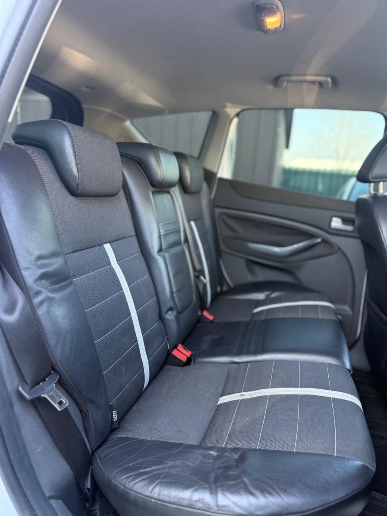 Ford Kuga 2.0 TDCi 136 CV 2WD Titanium DPF