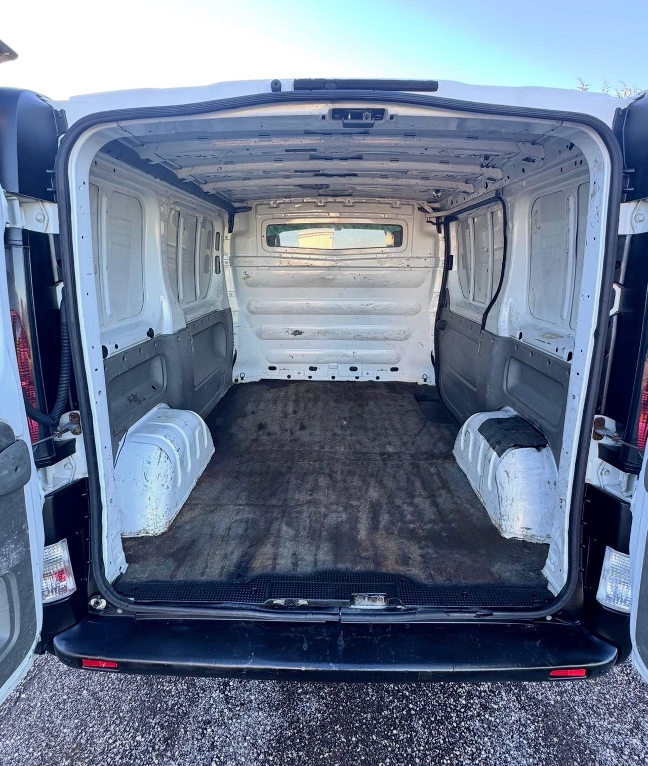 RENAULT TRAFIC 1.9 DTI 100cv FURGONE VAN AUTOCARRO