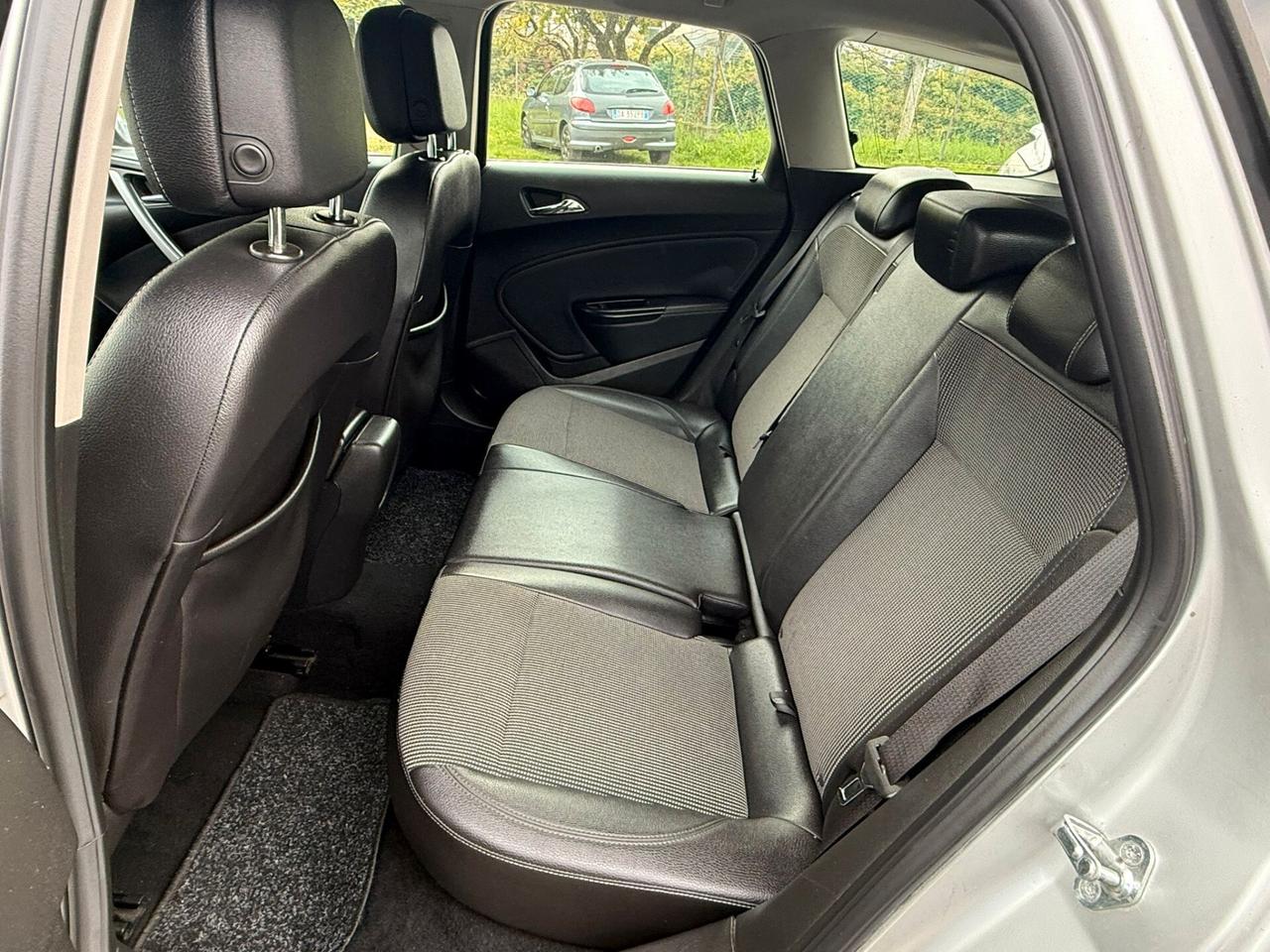 Opel Astra 2.0 CDTI 165CV Sports Tourer Cosmo