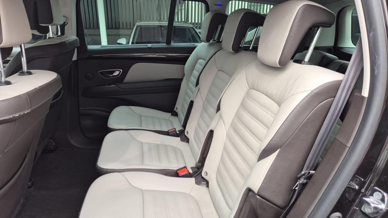 Renault Espace dCi 160CV EDC Energy Executive 4Control