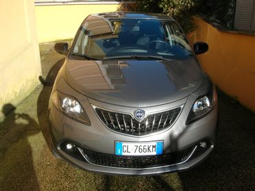 Lancia Ypsilon 1.0 FireFly 5 porte S&S Hybrid Gold