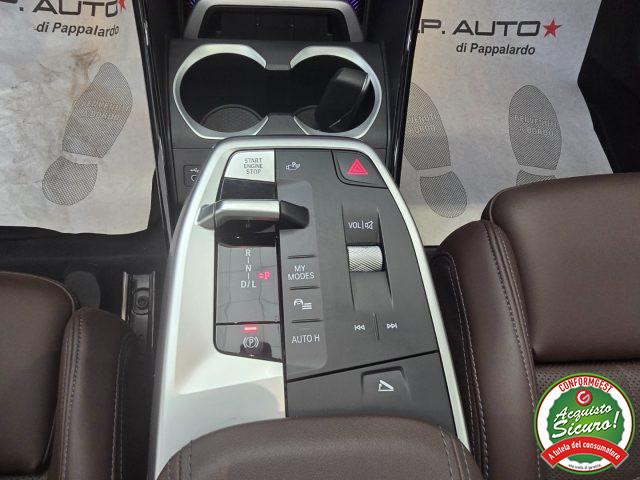 BMW X1 sDrive 18d xLine + Tetto
