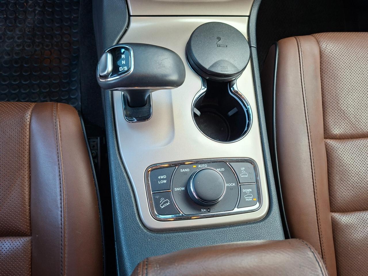 Jeep Grand Cherokee Summit - 2016