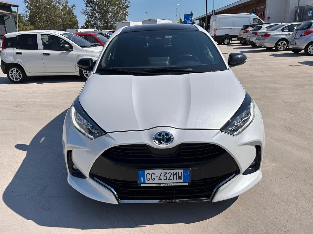 Toyota Yaris 1.5 Hybrid 5 porte Lounge