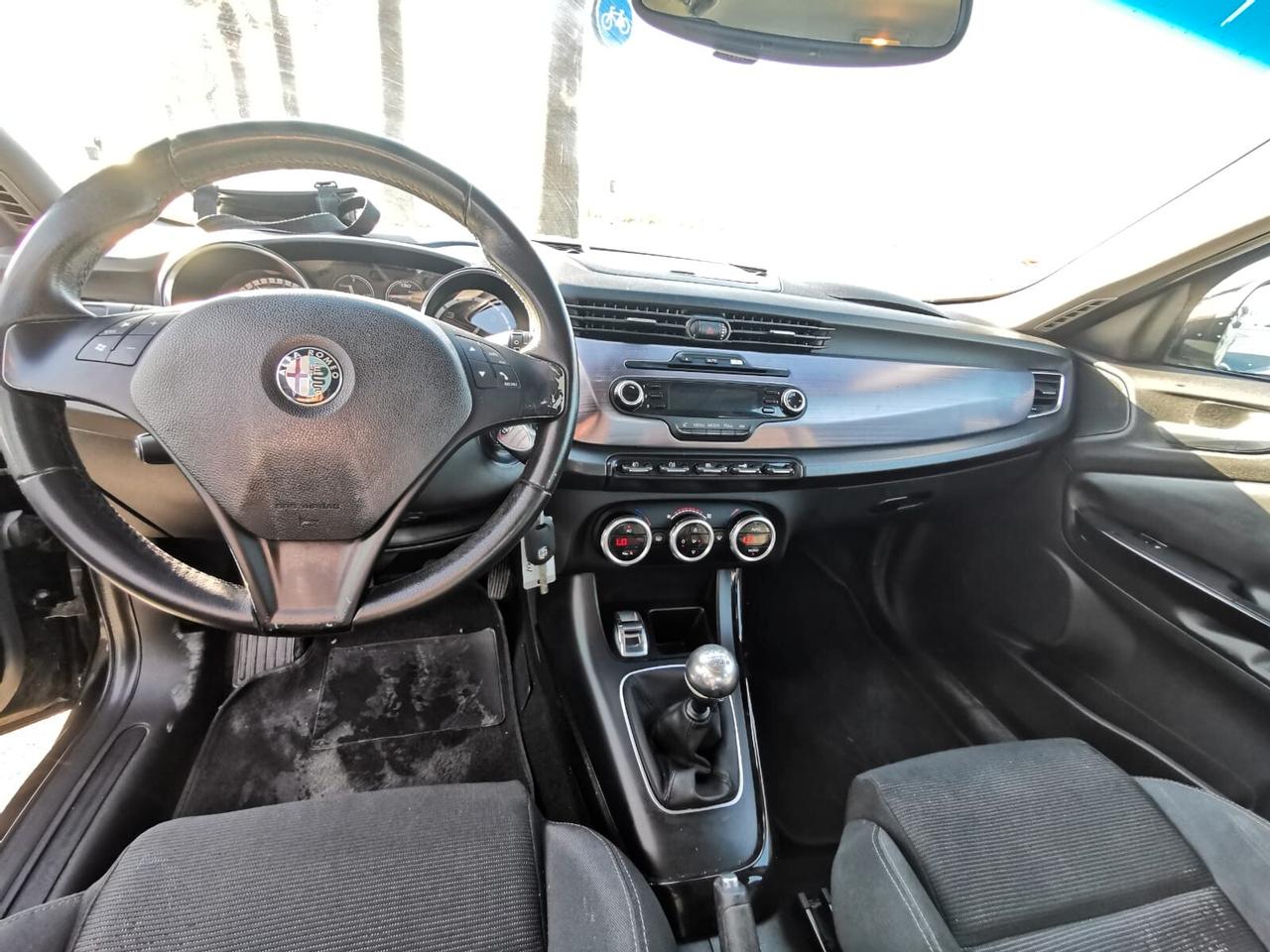 Alfa Romeo Giulietta 1.6 JTDm-2 105 CV Distinctive
