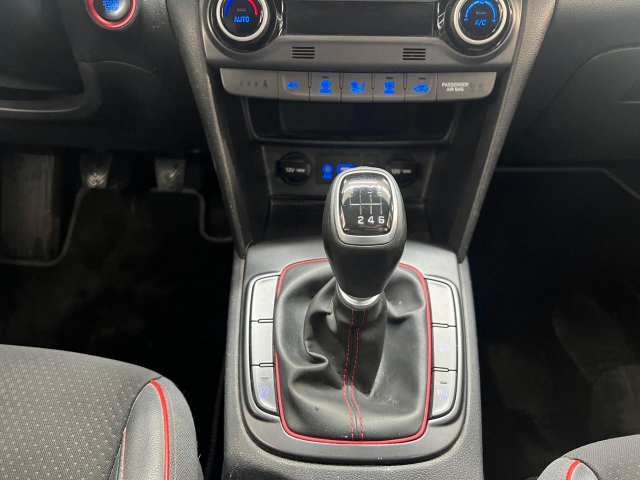 Hyundai Kona 1.0 T-GDI Xpossible