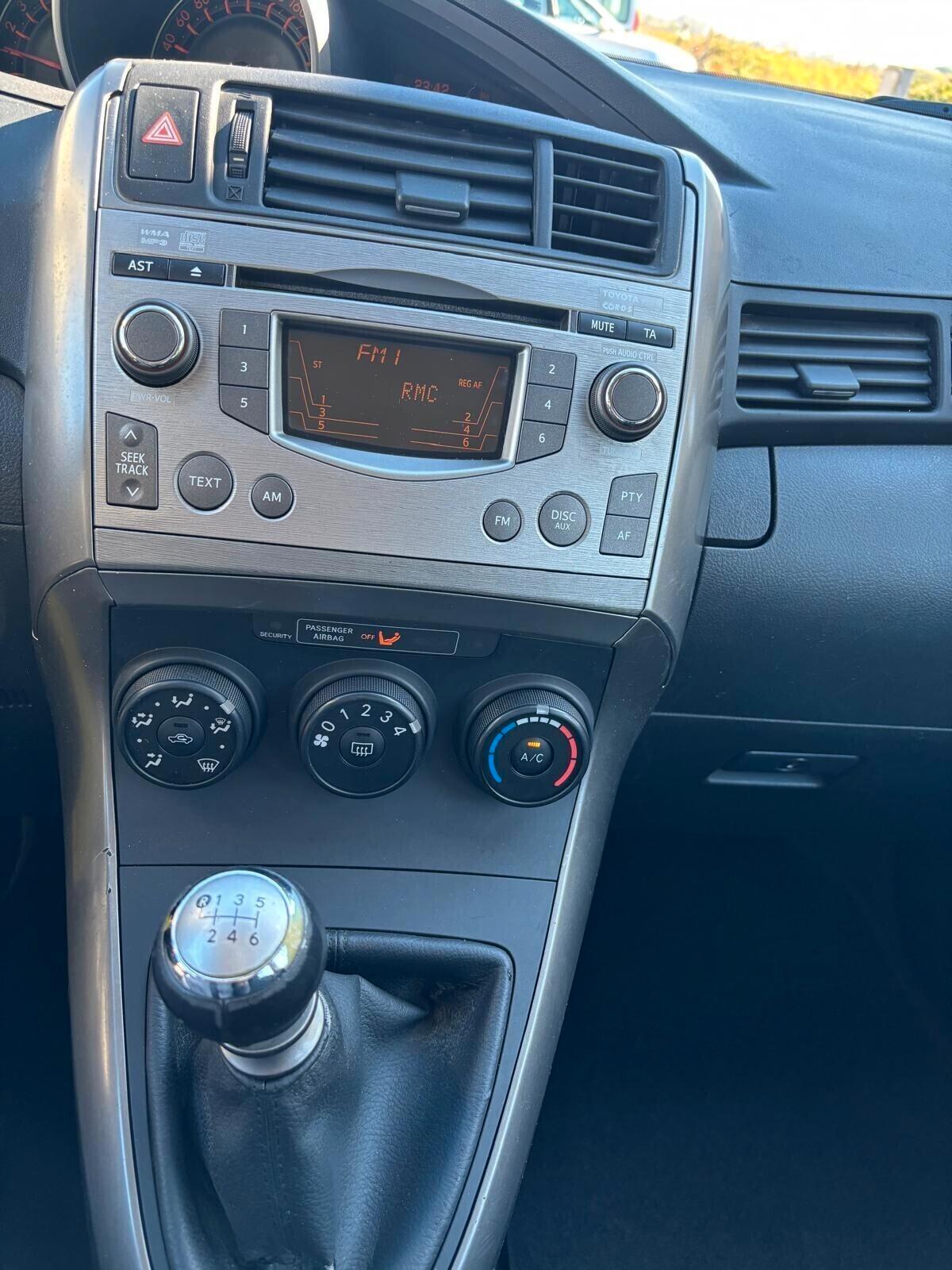 Toyota Verso 1.6 Sol CON SOLI 91.900 KM CERTIFICATI TOYOTA UNICO PROPRIETARIO, 5 posti