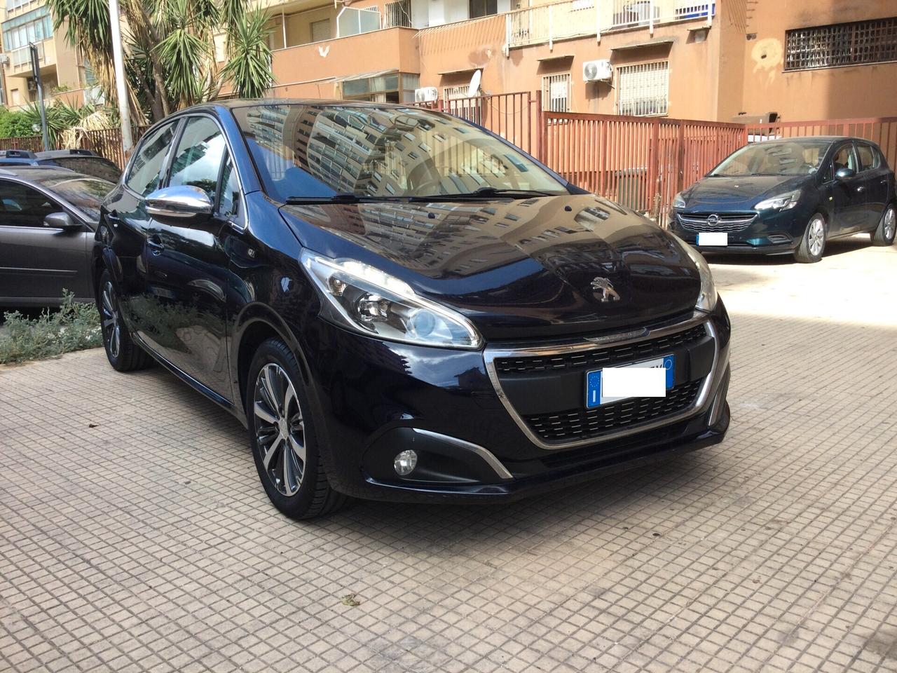 Peugeot 208 1.2 Allure 5 porte